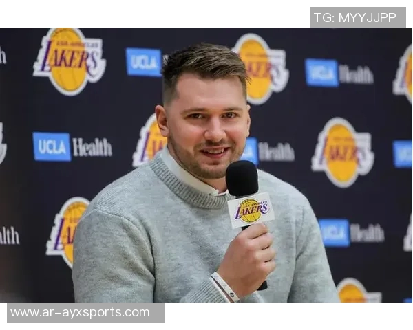 美记大胆预测湖人新赛季首发阵容将由东契奇和八村塁领衔