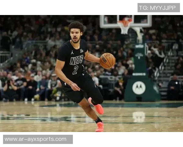 卡梅隆约翰逊首节三分球失准仅得1分2板2助状态堪忧