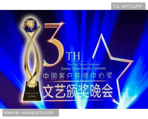 记者：G联赛虽小但竞争激烈小杨的成长令人瞩目进步显而易见