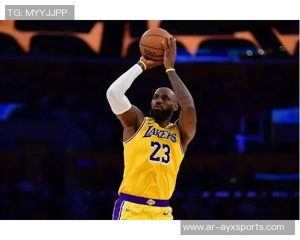 雷迪克称41岁老詹无需频繁训练强调合理安排训练时间的重要性